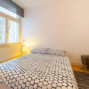 Charming In Center Apartment Amsterdam
